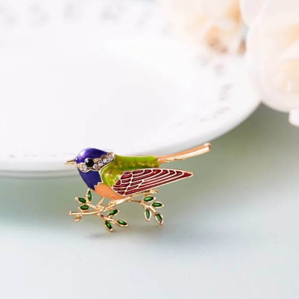 Enamel and Rhinestone Lovely Bird Brooch For Women